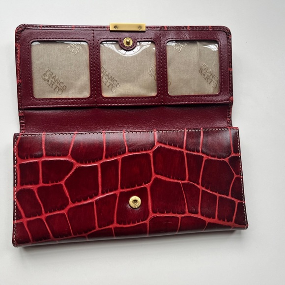 NWOT Franco Sarto Red Faux Alligator Trifold Wallet - Picture 5 of 5